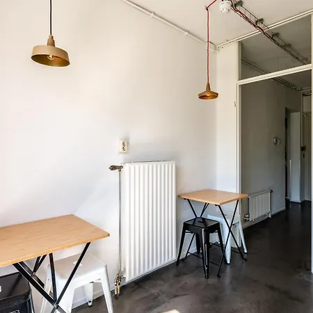 Apartment Hotel Zuid Oost Heesterveld Bnb Zoh-2